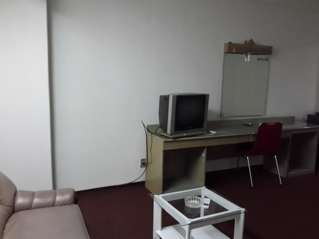 Reddoorz Plus Near Kebayoran Baru Blok S Giacarta Camera foto