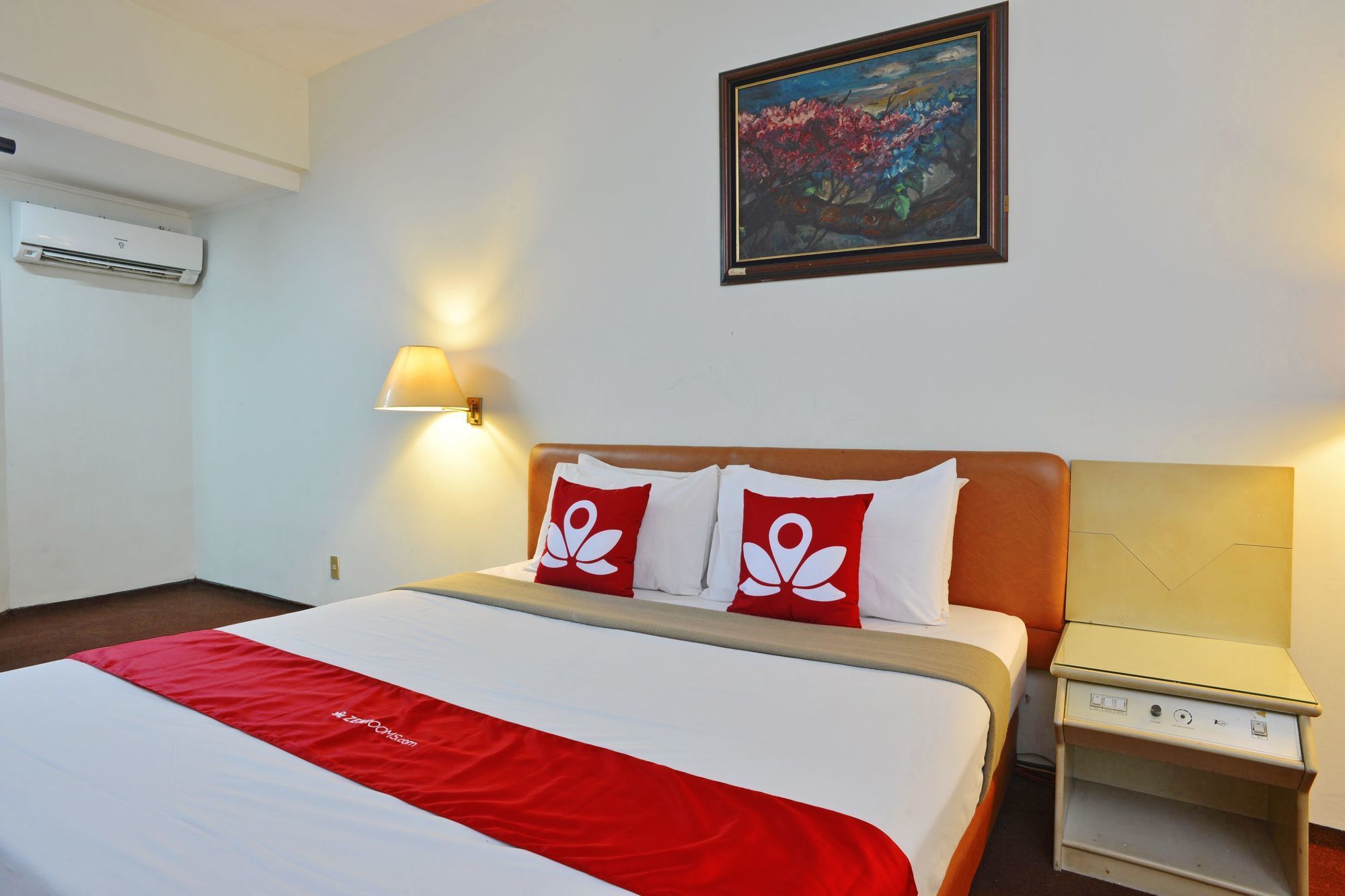 Reddoorz Plus Near Kebayoran Baru Blok S Giacarta Esterno foto